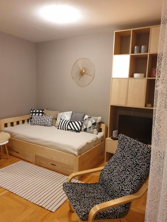 Apartament Stan Na Dan "Irina" Banja Luka Zewnętrze zdjęcie